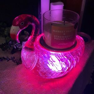 3 wick Bath and body works flamingo waterglobe